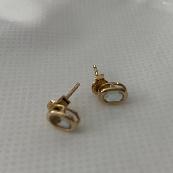 solid gold 14k genuine aquamarine stud earrings - Picture 6 of 7